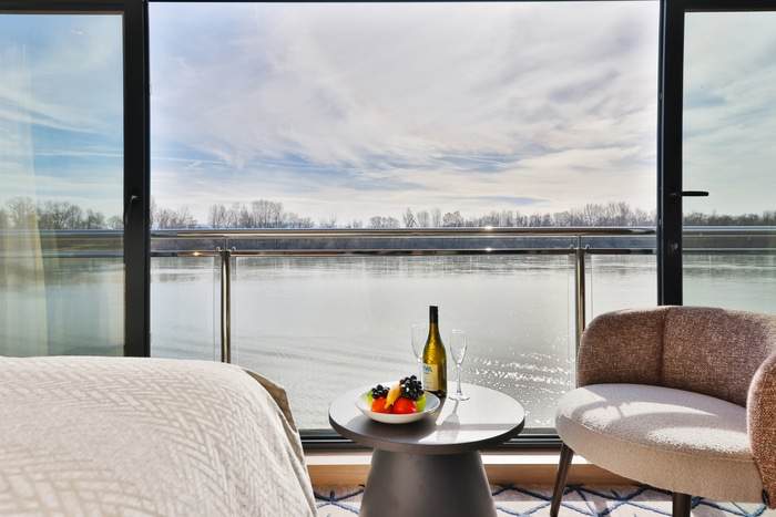 Viva Cruises Viva Two - Cabin Details 2.jpg